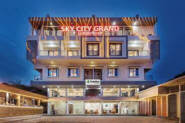 هتل Treebo Sky City Grand