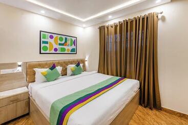 هتل Treebo Sky City Grand