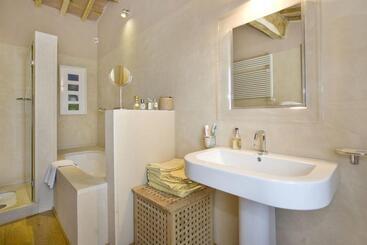پانسیون Albergo Moderno Con Bella Piscina