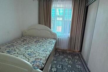 پانسیون Green Forest Guest House