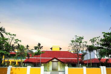استراحتگاه Franco Tamil Villas