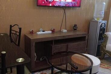 تختخواب و صبحانه Breezy Studio