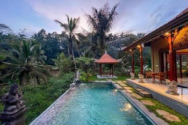 تختخواب و صبحانه Gunung Kawi Villa