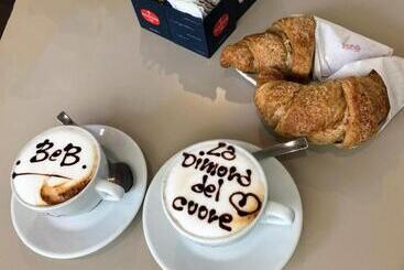 تختخواب و صبحانه La Dimora Del Cuore