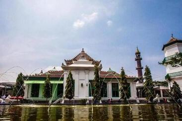 هتل Graha Sriwijaya