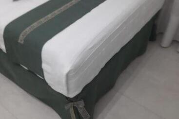 پانسیون Elegante Suite Smeraldo