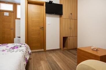 پانسیون Guest House Ardiana