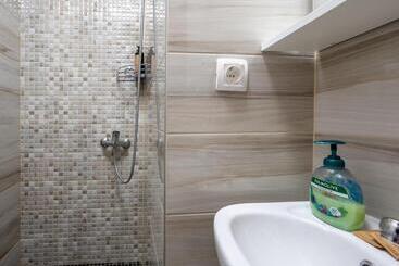 پانسیون Guest House Ardiana