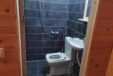 پانسیون Guest House Artani