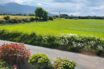 پانسیون Heathervillefarm Blennerville