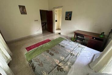 پانسیون Mango Tree Villa