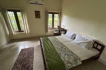پانسیون Mango Tree Villa