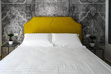 پانسیون Shamika Luxury Rooms