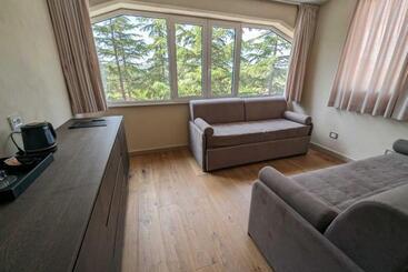 تختخواب و صبحانه Quarto Di Monte Suite & Spa