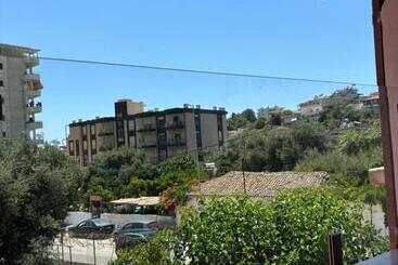 تختخواب و صبحانه Vila Nacios