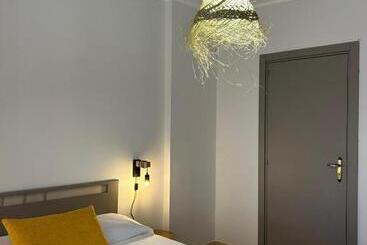 민박 Vitalenta Rooms