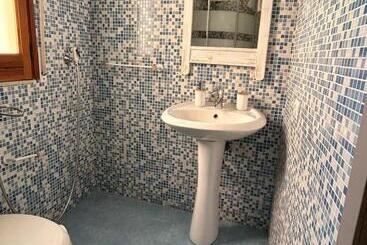 민박 Vitalenta Rooms
