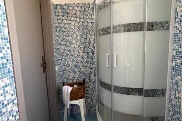 민박 Vitalenta Rooms