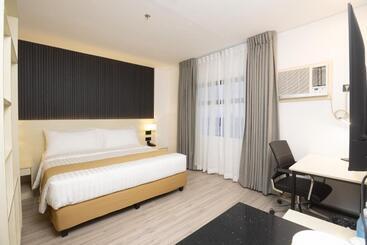 Hamersons Hotel Cdo