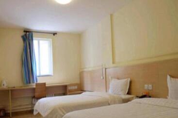 Otel 7 Days Inn Xiangyang Gulou Branch