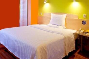 Otel 7 Days Inn Xiangyang Gulou Branch