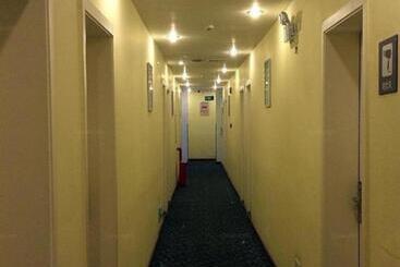 Otel 7 Days Inn Xiangyang Gulou Branch