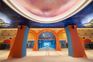 هتل Dolphin Bay