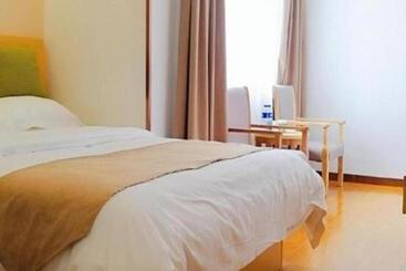 בית מלון כפרי Greentree Inn Suzhou Lingbi County Riyue Star City Express