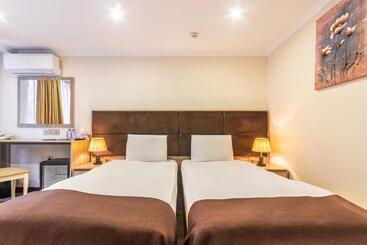Deluxe City Hotel Nz