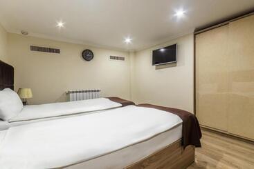 Deluxe City Hotel Nz