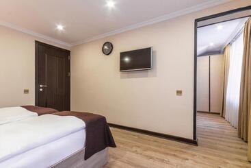 Deluxe City Hotel Nz