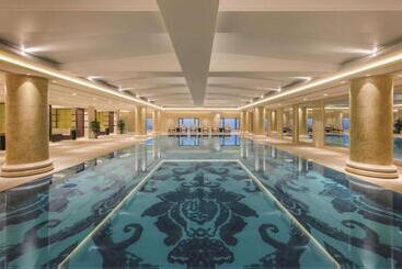هتل Wyndham Urumqi North