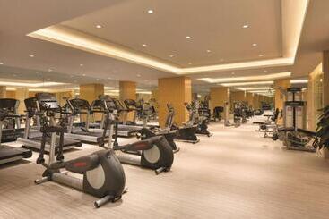 هتل Wyndham Urumqi North