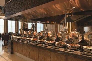 هتل Wyndham Urumqi North