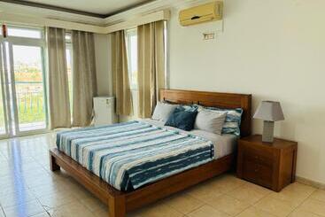 پانسیون Techas Mansion Guesthouse