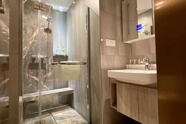 Zhongshan Perth Hotel Apartment   Shiqi Wanxianghui Branch