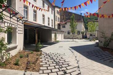 هاستل Auberge Le Leo De Foix