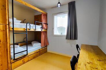هاستل Auberge Le Leo De Foix