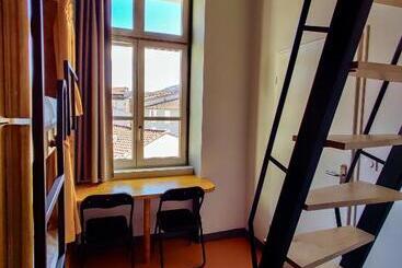 هاستل Auberge Le Leo De Foix