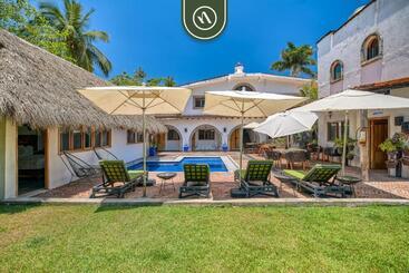 هاستل Bed And Breakfast Dormitory Room With Pool   Nuevo Vallarta