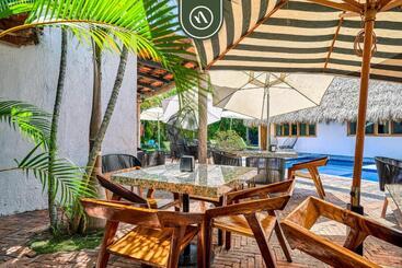 هاستل Bed And Breakfast Dormitory Room With Pool   Nuevo Vallarta