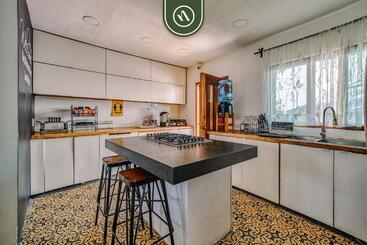 هاستل Bed And Breakfast Dormitory Room With Pool   Nuevo Vallarta