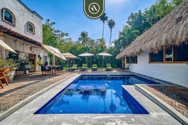 هاستل Bed And Breakfast Dormitory Room With Pool Nuevo Vallarta