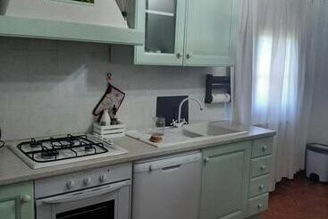هتل Agriturismo Il Mandorlo