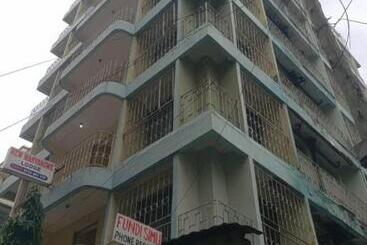 Manyangwe Hotel/