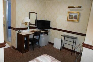Nishikawaguchi Station Hotel   Vacation Stay 98554v