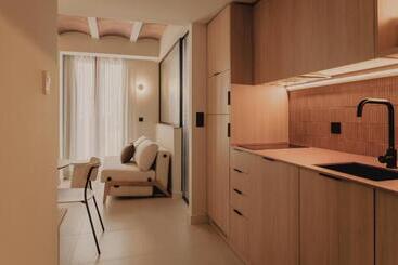 Pau Suites