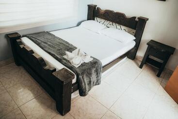 پانسیون Casa Hotel Hostal Del Cafe