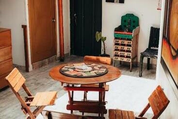 پانسیون Casa Hotel Hostal Del Cafe