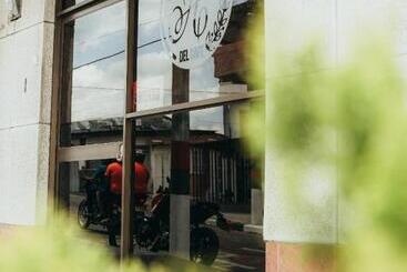 پانسیون Casa Hotel Hostal Del Cafe
